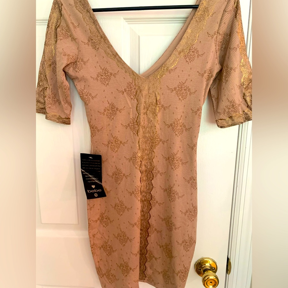 Bebe dress in blush pink with gold print